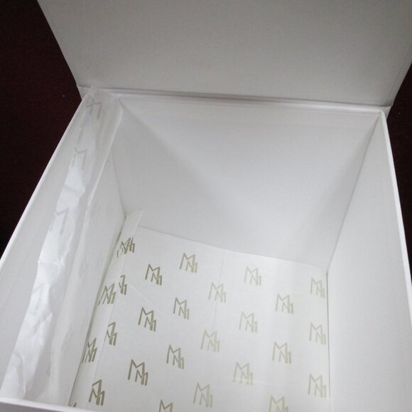 M.Micallef Art & Perfume Collectors Box w/magnetic flap close Square Closet box - Picture 3 of 5